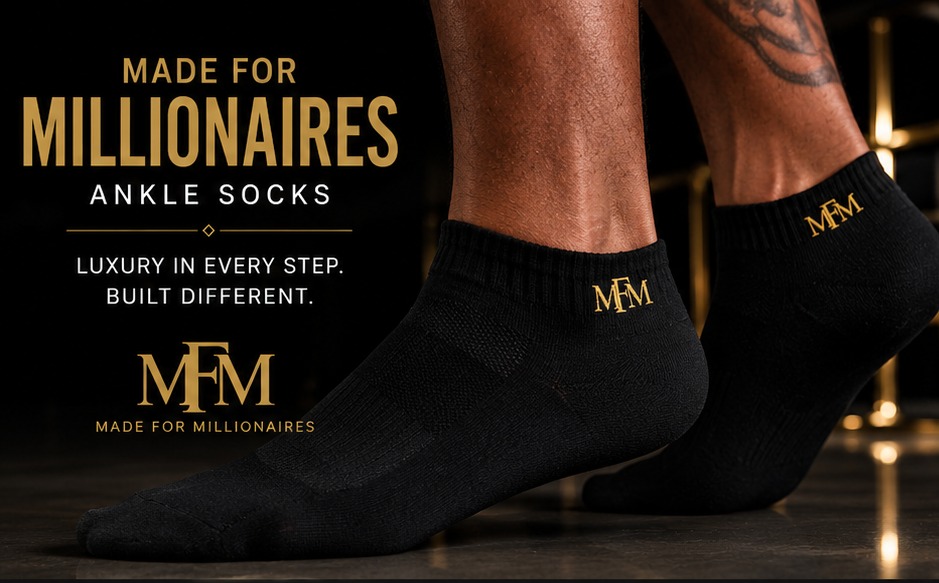 MFM ankle socks in black with gold monogram